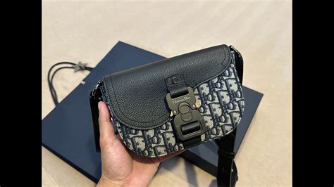 dior saddle mini pouch bag|dior vertical saddle pouch.